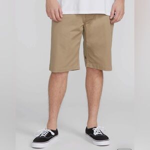 Volcom Vmonty Stretch Shorts Khaki Men’s Size 30 NWT